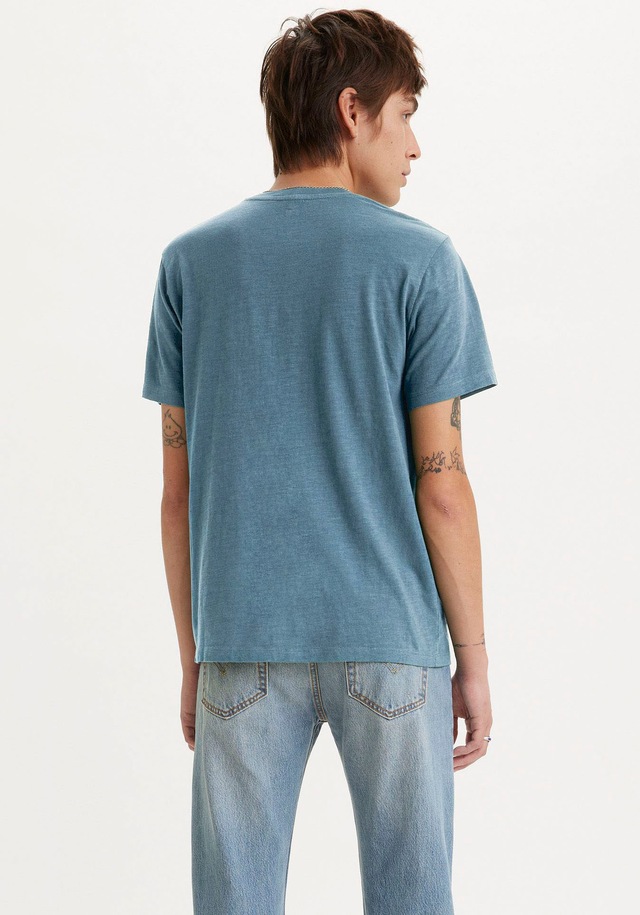 Levi's® T-Shirt »CLASSIC POCKET TEE« mit aufgesetzter Brusttasche