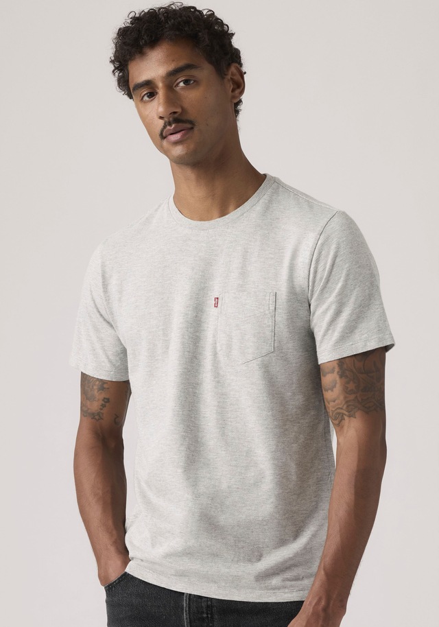 Levi's® T-Shirt »CLASSIC POCKET TEE« mit aufgesetzter Brusttasche