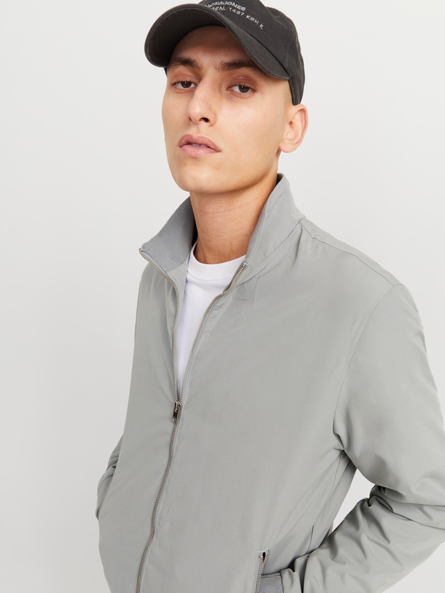 Jack & Jones Blouson »JJERUSH Stylisch, funktional, ideal für Herbst, pflegeleicht« ohne Kapuze mit stylischem Stehkragen