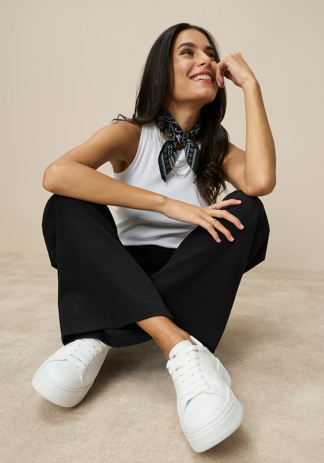 Tamaris Anzughose »im modernem Look« mit weitem Bein