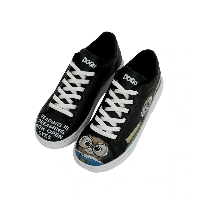 DOGO Sneaker »Ace Low-Top Sneaker Best Of Tweety And Sylvester Black Damen« Handgefertigt