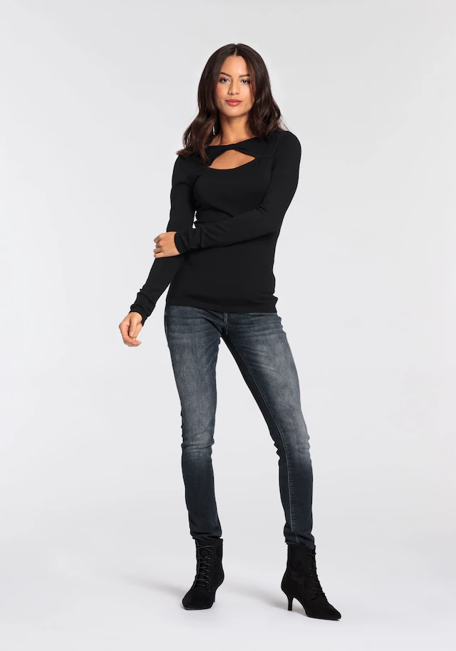 Melrose Strickpullover »aus leichtem Feinstrick« mit Cut-Out und süßem Knotendetail