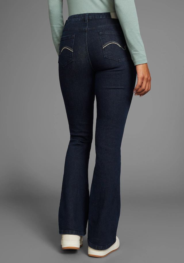 KangaROOS Bootcut-Jeans mit ausgestellter Beinform, aus Baumwolle und Elasthan