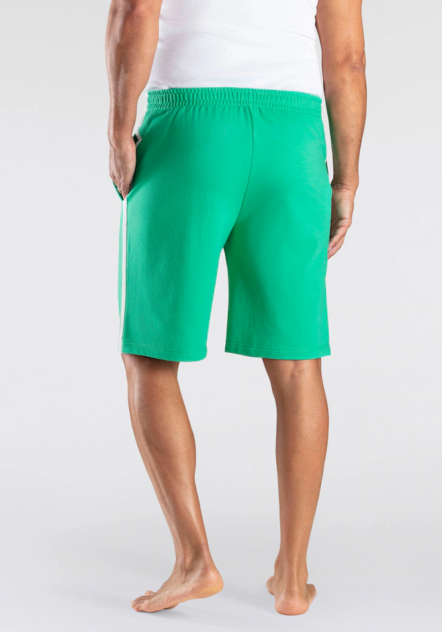 Bench. Loungewear Sweatshorts »kurze Relaxshort, Jogginghose,« weicher Sweat-Qualität