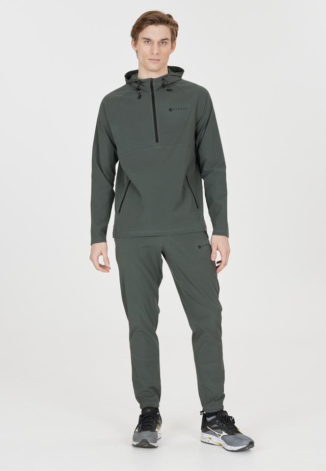 Virtus Sweathose »Colin« mit wasserabweisender Membran