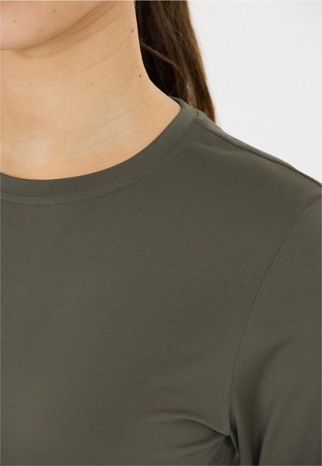 ATHLECIA Langarmshirt »Almi« mit feuchtigkeitsregulierender Funktion