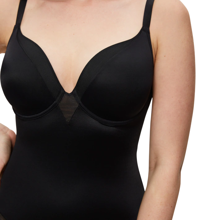 Triumph Shaping-Body »True Shape Sensation BSWP« Mesh-Einsätze, wattierte Cups und formende Bügel