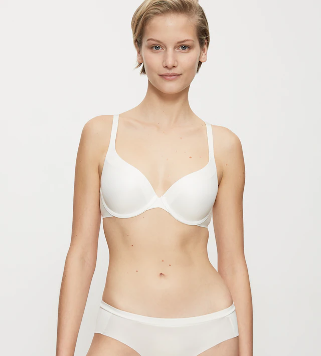 Triumph Bügel-BH »Body Make-up Soft Touch« leichte Polsterung, weich, mit Schale, nahtlos vorgeformt