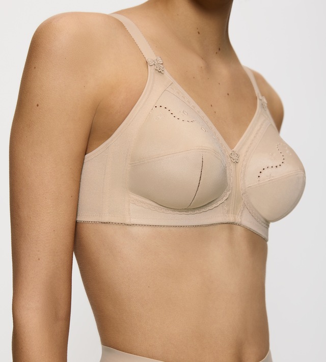 Triumph Bügelloser BH »Doreen + Cotton 01 N« mit zarter Lochstickerei