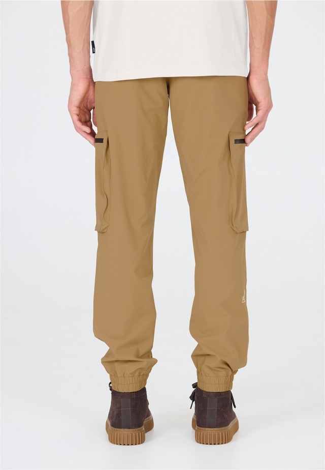 SOS Sweathose »Salonga M« mit elastischem 4-Wege-Stretch