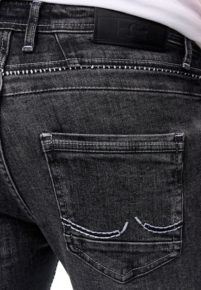Rusty Neal Slim-fit-Jeans »MISATO« im modischen Used-Look