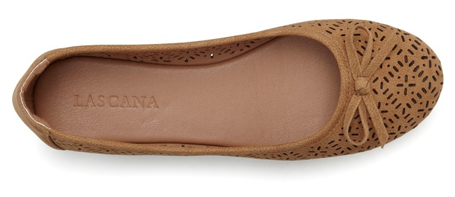 LASCANA Ballerina »Slip-On-Sneaker, Freizeitschuh, Slipper, Halbschuh,« mit kleinen Cut-Outs VEGAN