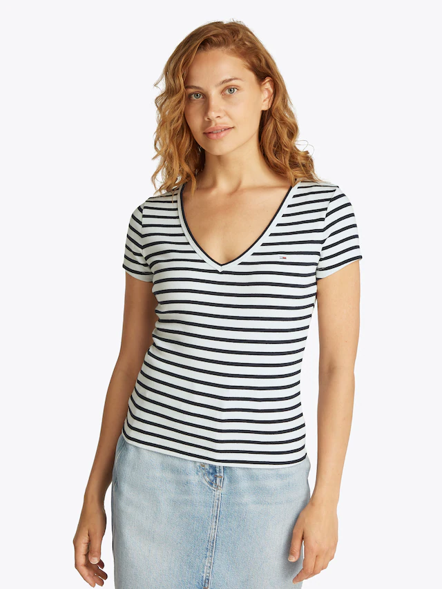 Tommy Jeans Kurzarmshirt »TJW SLIM ESSENTIAL RIB V SHORT SLEEVE« mit gerippter Struktur, V-Ausschnitt, Slim Fit