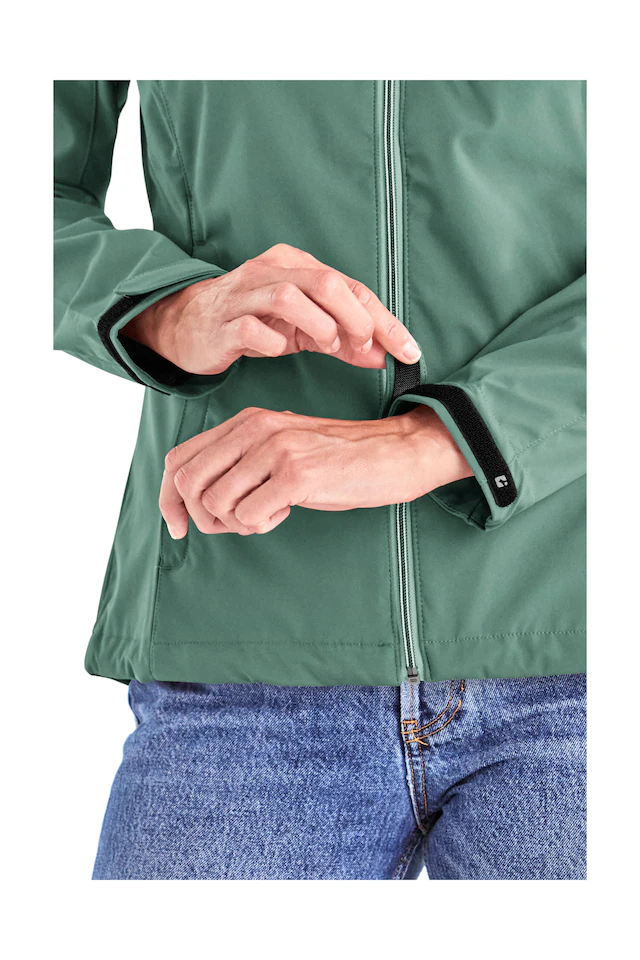 Killtec Softshelljacke »KOS 89 WMN SFTSHLL JCKT« Damen Softshelljacke: Wind-und wasserdicht, atmungsaktiv