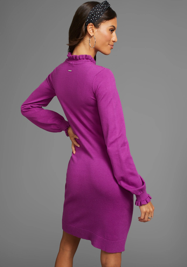 Laura Scott Strickkleid aus Viskosemischung mit femininem Rüschendetail