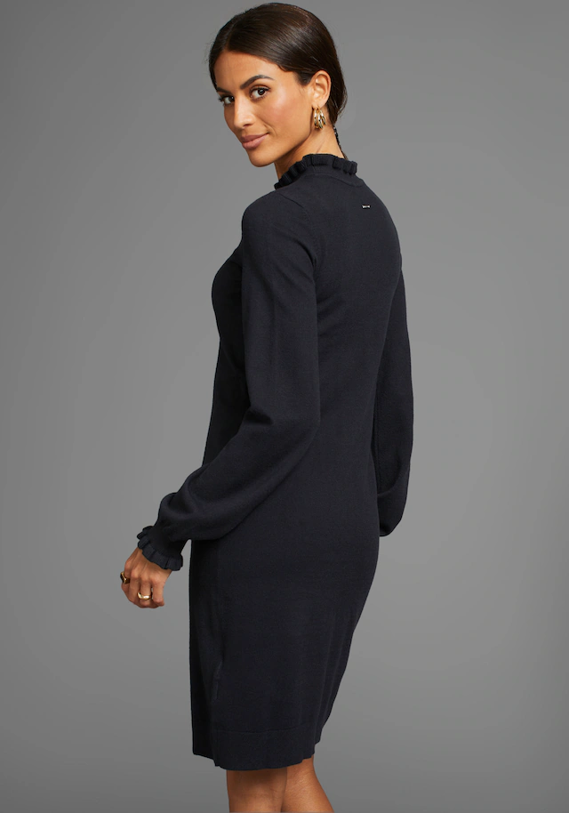 Laura Scott Strickkleid aus Viskosemischung mit femininem Rüschendetail