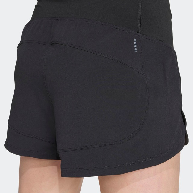 adidas Performance Shorts »PACER MATERNITY« Trainingsshorts für Schwangere, locker geschnitten
