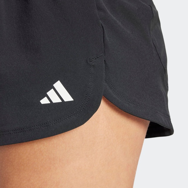 adidas Performance Shorts »PACER MATERNITY« Trainingsshorts für Schwangere, locker geschnitten