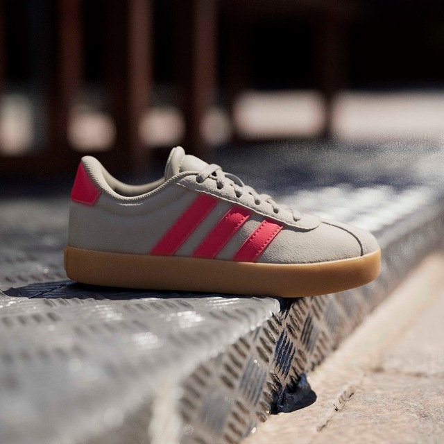adidas Sportswear »VL COURT 3.0« inspiriert vom Design des adidas Handball Spezial