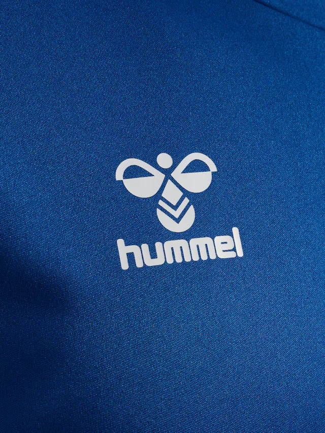 hummel Trainingsshirt »HMLESSENTIAL JERSEY S/S« Kurzarm-Design, mit Rundhalsausschnitt, in Trikot-Qualität