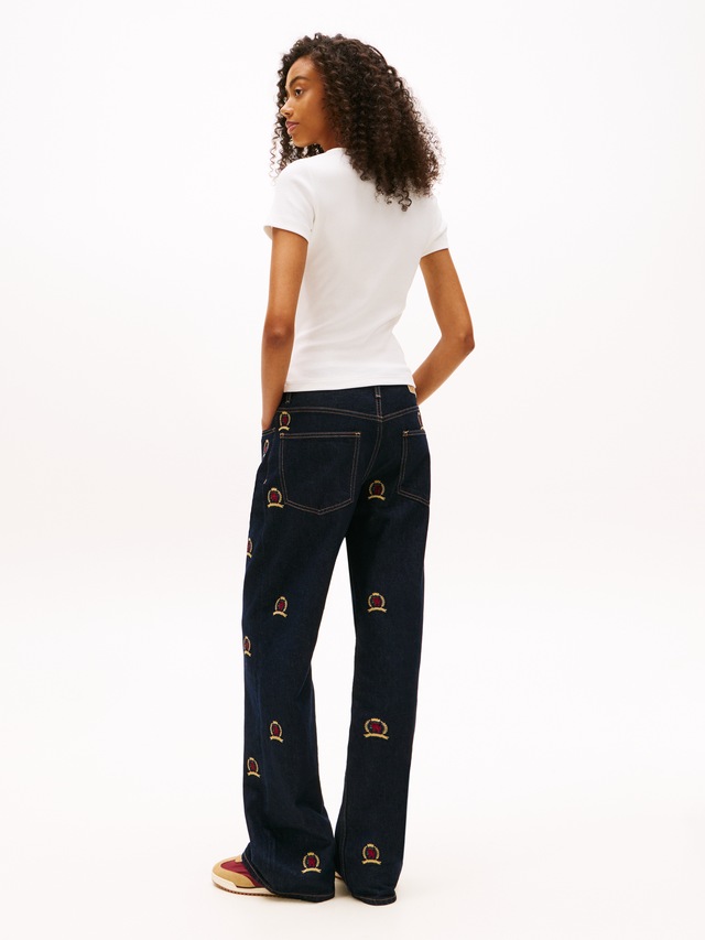 Tommy Jeans Kurzarmshirt »TJW SLIM BADGE RIB TEE« mit gerippter Struktur