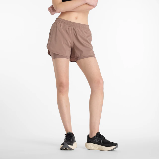 New Balance Laufshorts »SPORT ESSENTIAL 2-IN-1 SHORT 3« 2-in-1-Konstruktion, mit integrierter Innenhose, für Laufen