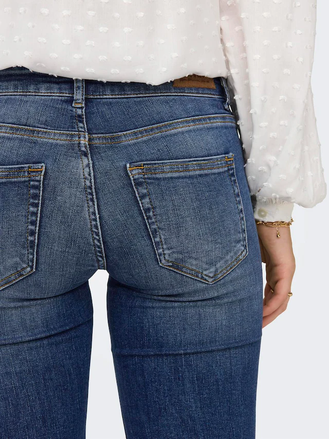 ONLY Bootcut-Jeans »ONLBLUSH – Bootcut-Jeans mit niedriger Leibhöhe und Stretch« Baumwollmischung, bootcut fit