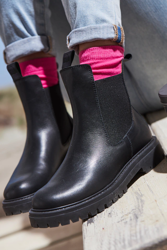 Elbsand Stiefelette »Chelseaboots, Schlupfstiefel, Bikerboots, Herbststiefelette« aus Leder mit Stretch-Einsätzen, Lederstiefelette