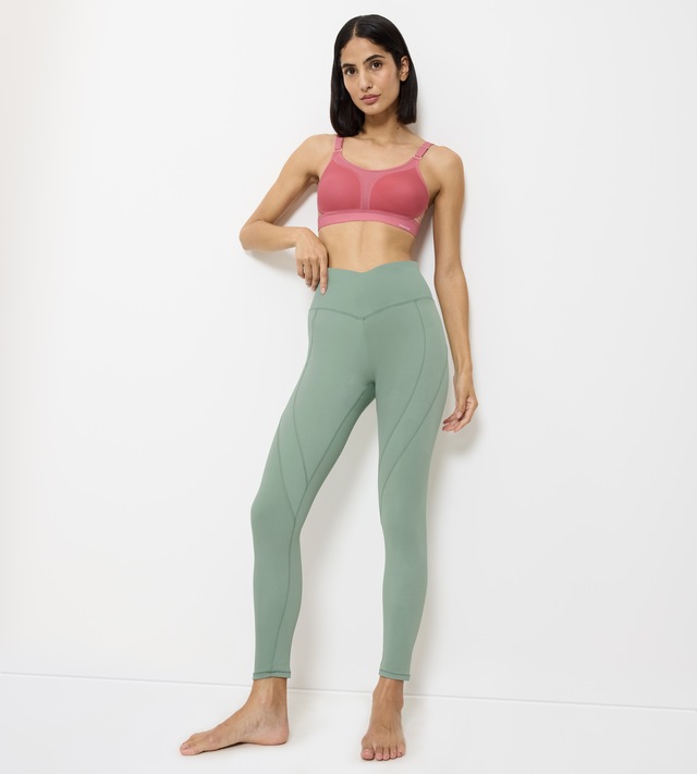 triaction by Triumph Sporthose »Cardio RTW High-Rise Leggings« atmungsaktiv