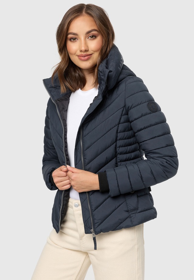 Marikoo Steppjacke »Kagomee« mit großer Kapuze