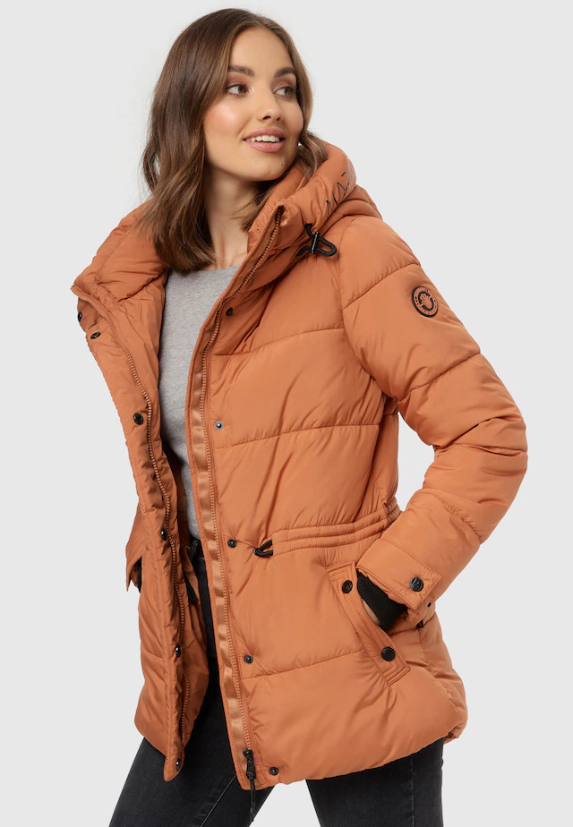 Marikoo Winterjacke »Akumaa« mit tailliertem Schnitt