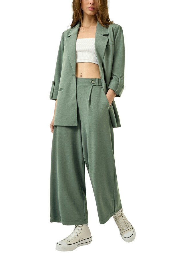 QS Culotte Sommerhose mit Knopf-Design am Gummibund