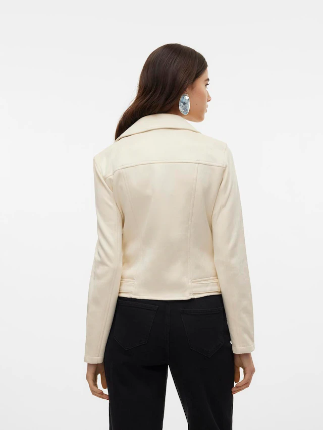 Vero Moda Bikerjacke »VMJOSE SHORT FAUX SUEDE JACKET GA NOOS« mit asymetrischem Reißverschluss