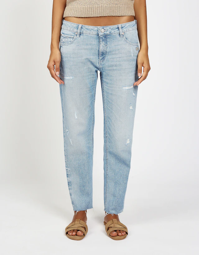 GANG Boyfriend-Jeans »94NADIA« 5-Pocket Style mit Reißverschluss und Knopf