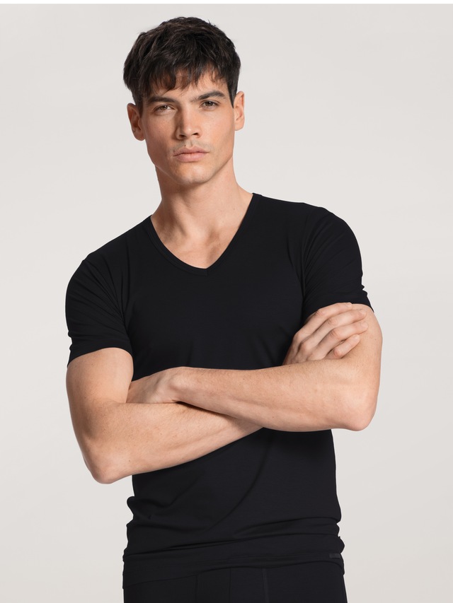 CALIDA Kurzarmshirt »Focus« V-Ausschnitt, Single Jersey, flache Nähte, elastisch, weich