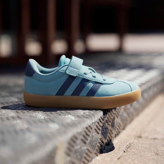 adidas Sportswear Sneaker »VL COURT 3.0« inspiriert vom Design des adidas samba, für Kinder & Jugendliche