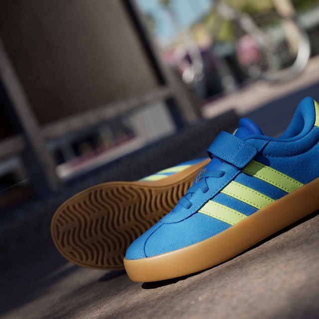adidas Sportswear Sneaker »VL COURT 3.0« inspiriert vom Design des adidas samba, für Kinder & Jugendliche