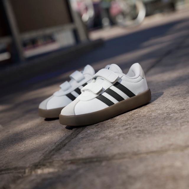 adidas Sportswear Sneaker »VL COURT 3.0 KIDS« inspiriert vom Design des adidas samba