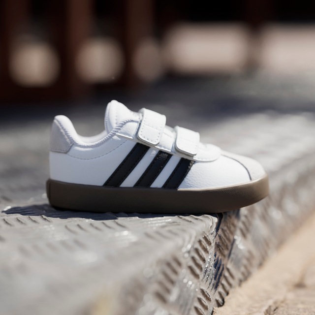 adidas Sportswear Sneaker »VL COURT 3.0 KIDS« inspiriert vom Design des adidas samba