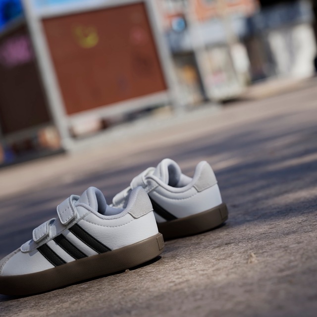 adidas Sportswear Sneaker »VL COURT 3.0 KIDS« inspiriert vom Design des adidas samba