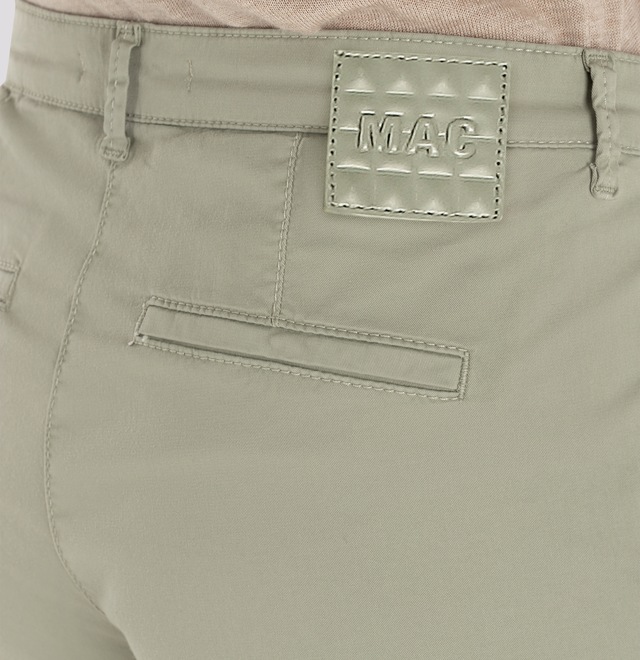 MAC Chinohose »CHINO turn up« mit dezentem Glanz, elegant und sportiv zugleich