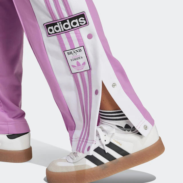 adidas Originals Sporthose »ADIBREAK PANT« lockerer Schnitt, mit Seitentaschen, aus weichem Trikotmaterial