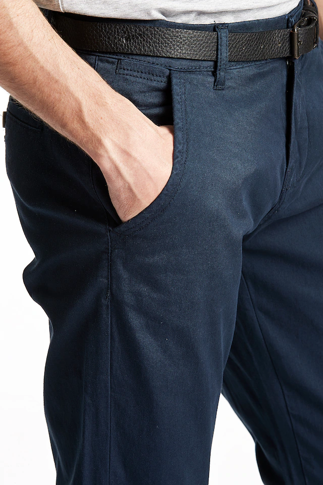 LINDBERGH Chinohose mit Gürtel und Stretch