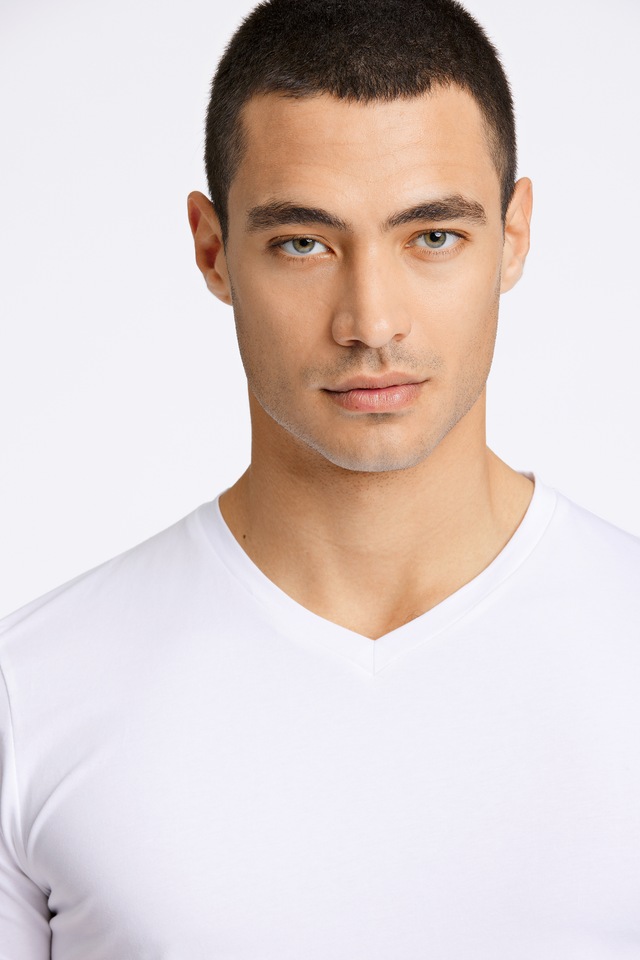 LINDBERGH T-Shirt mit V-Ausschnitt