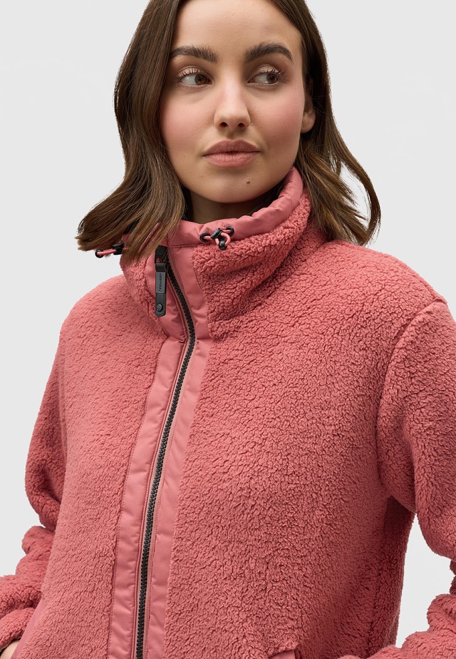 Ragwear Sweatjacke »Nordicka« Sportliche Kapuzenjacke mit Kunstleder-Elementen