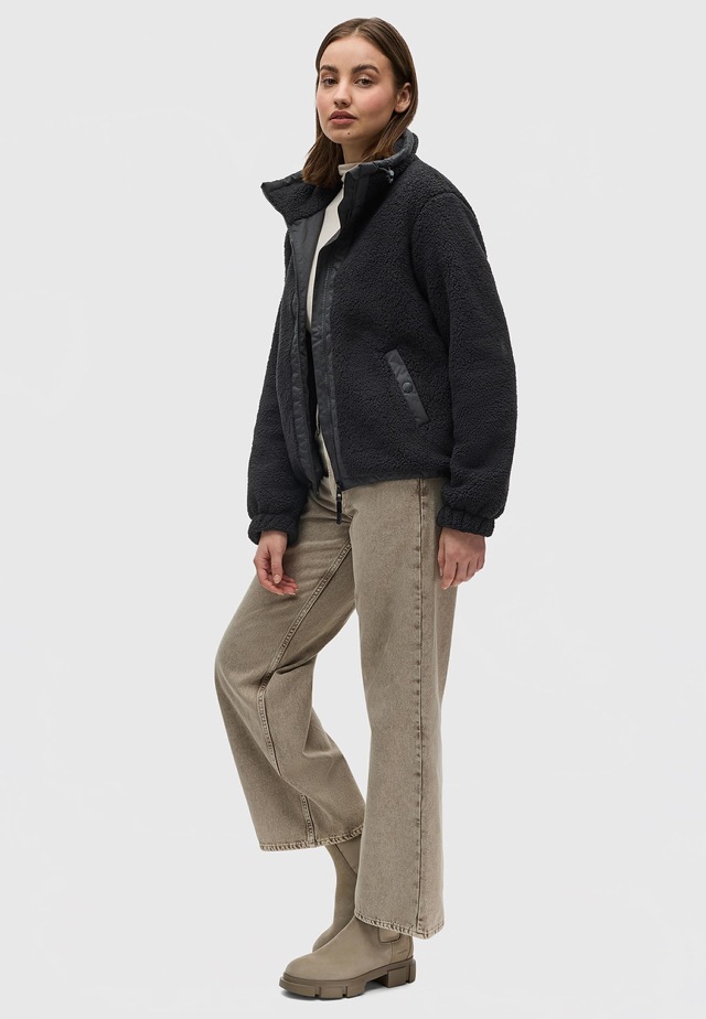 Ragwear Sweatjacke »Nordicka« Sportliche Kapuzenjacke mit Kunstleder-Elementen