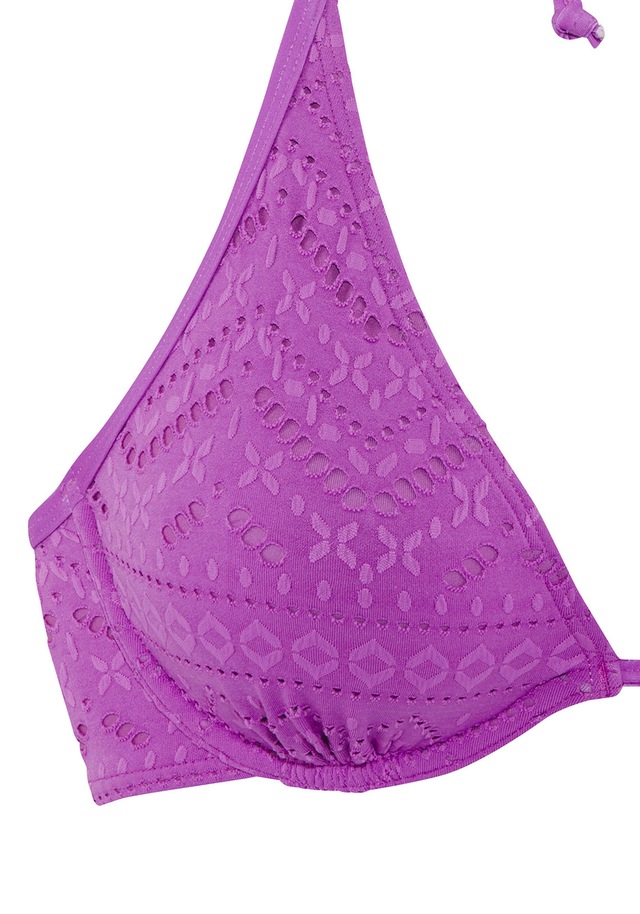 LASCANA Bügel-Bikini-Top »Omara« mit Lochstickerei