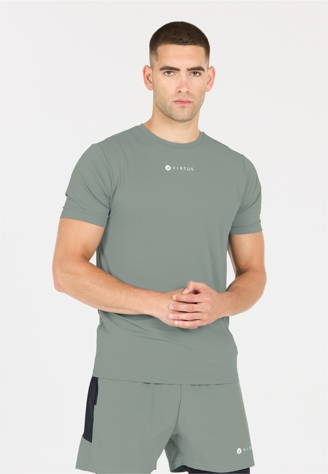 Virtus Funktionsshirt »Roger« mit antibakterieller Silver -Technologie