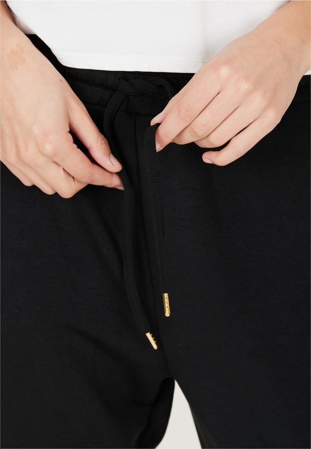 ATHLECIA Sweathose »Jacey« aus weichem Modalmix