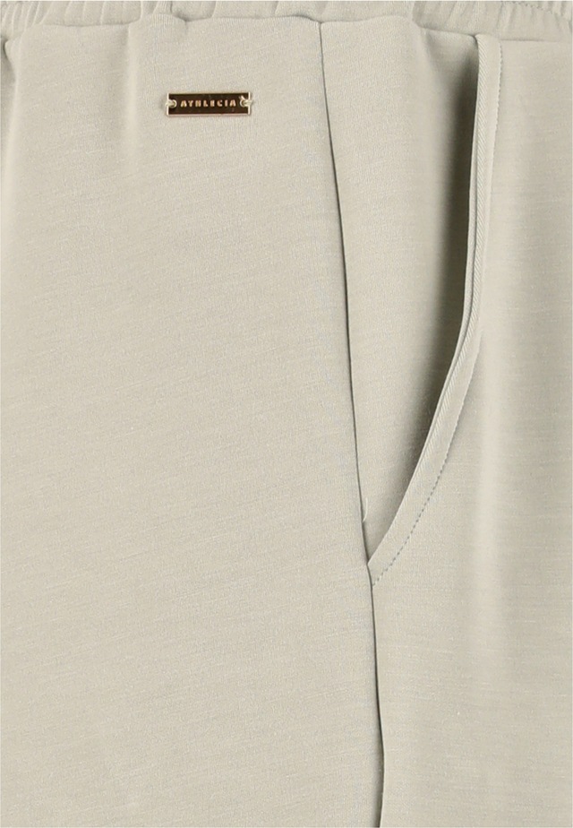 ATHLECIA Sweathose »Jacey« aus weichem Modalmix